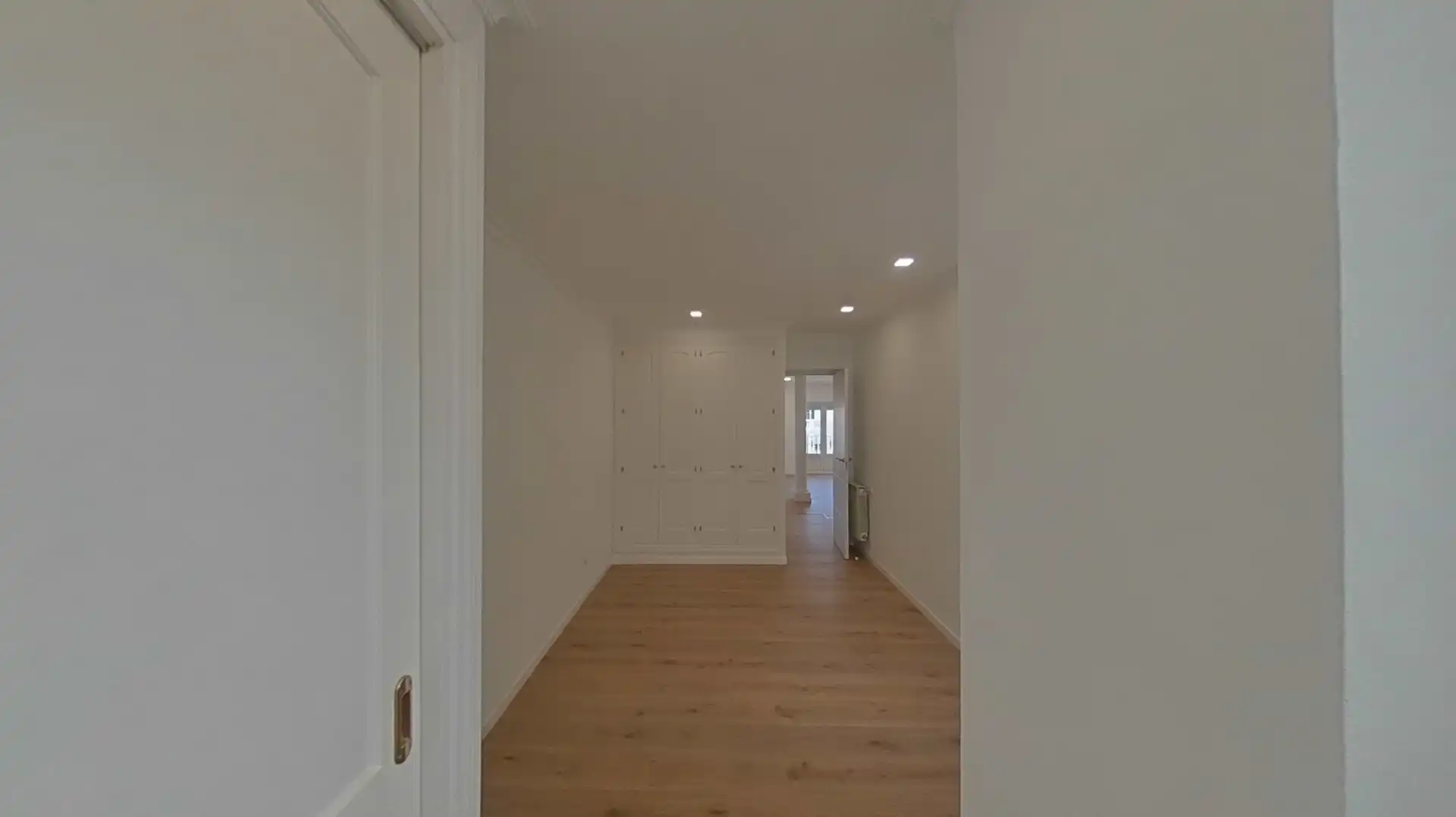 Wohnung zum Verkauf in Madrid mit Heizung, Terrasse und Ofen