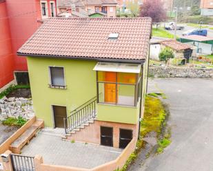 Vista exterior de Finca rústica en venda en Morcín amb Calefacció i Jardí privat