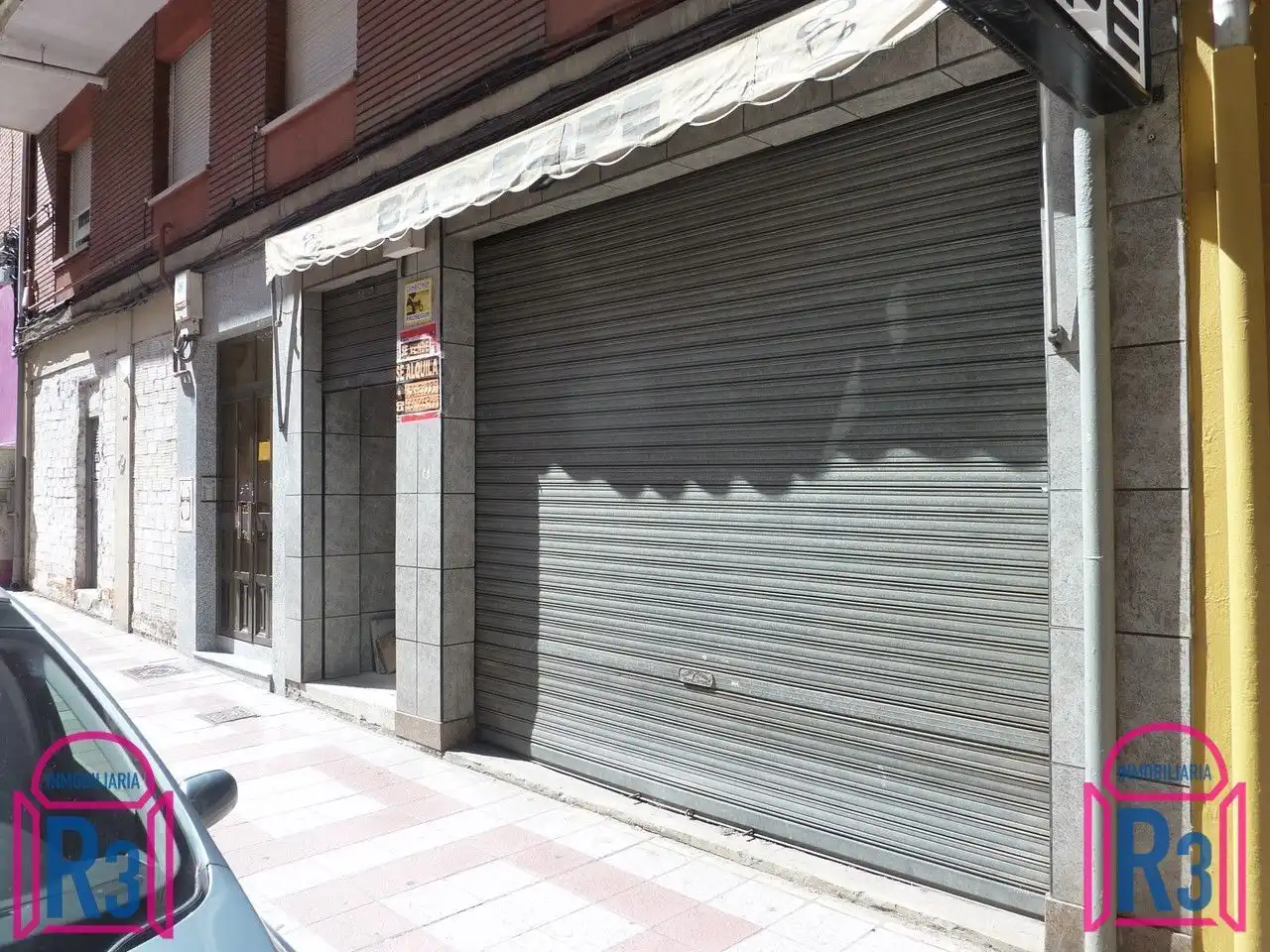 Local comercial en venda a San Mamés - La Palomera