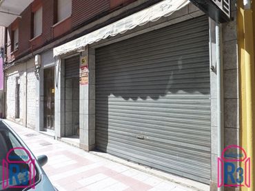 Local comercial en venda a San Mamés - La Palomera
