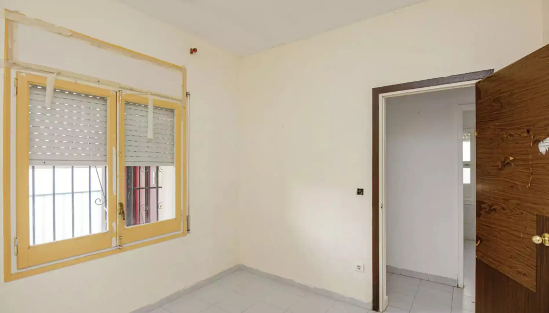 Flat for sale in Salatar