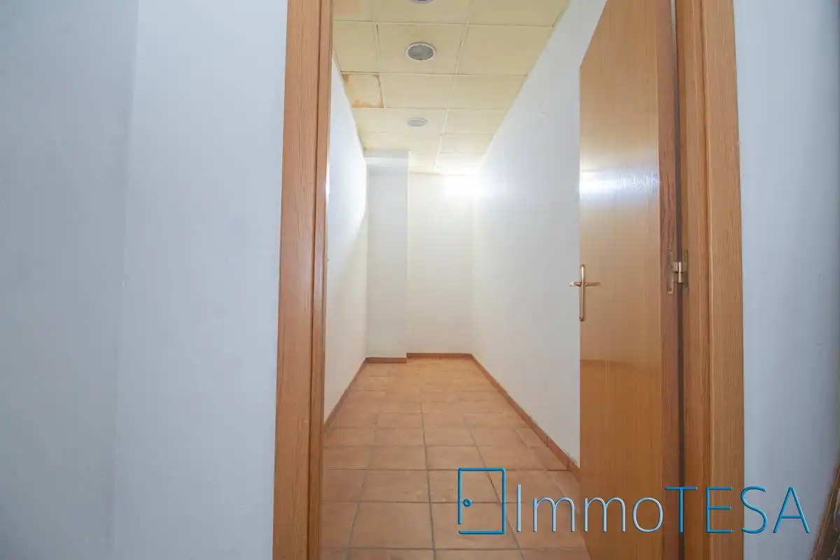 Local comercial en alquiler en Centre - Eixample – Can Llobet, imagen 5