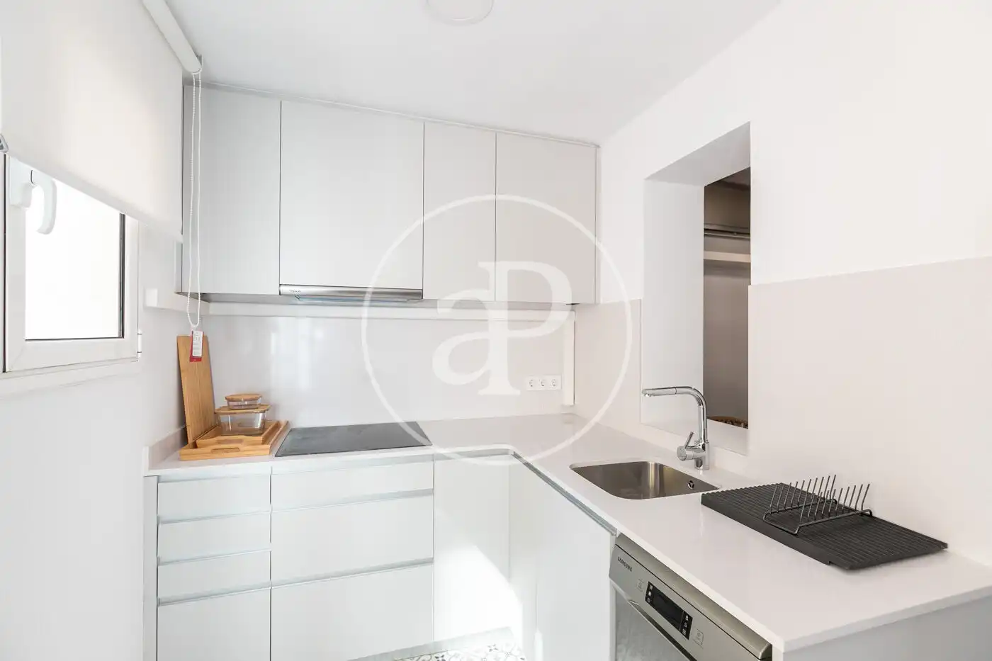 Küche von Wohnung zum Verkauf in Barcelona mit Klimaanlage, Heizung und Terrasse