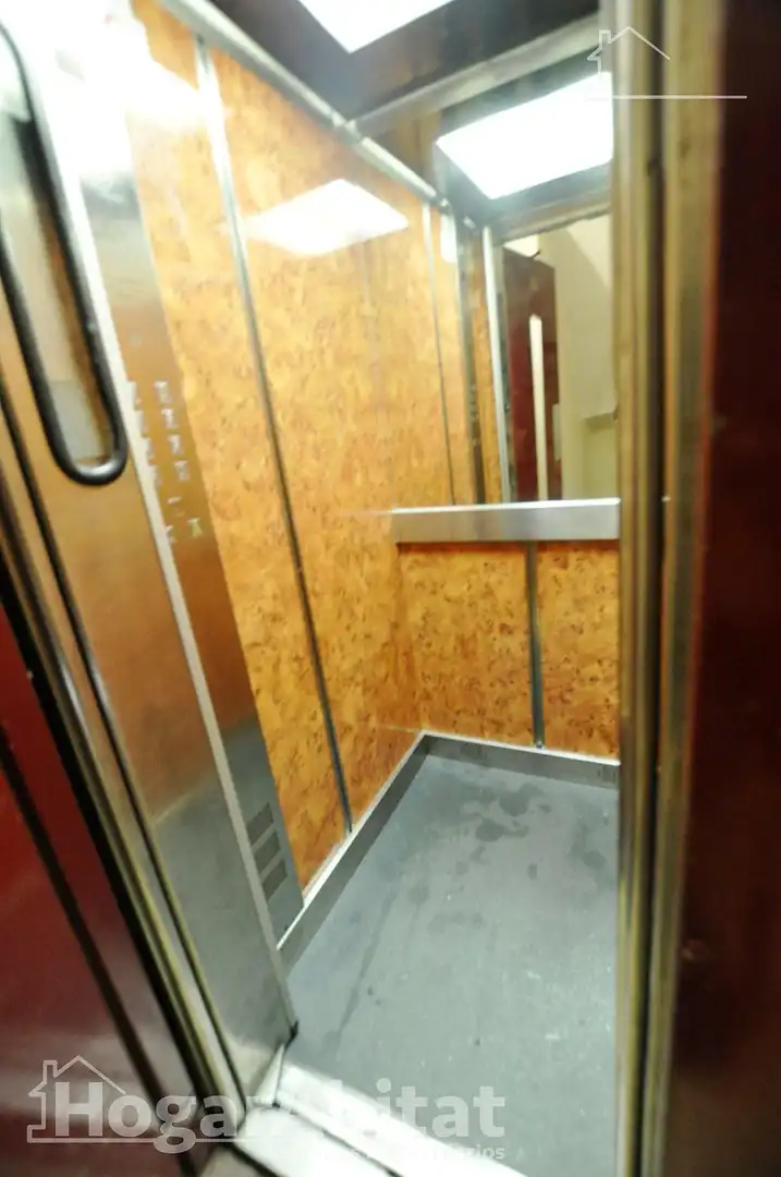 Piso en venta en Valencia con Aire acondicionado, Amueblado y Balcón