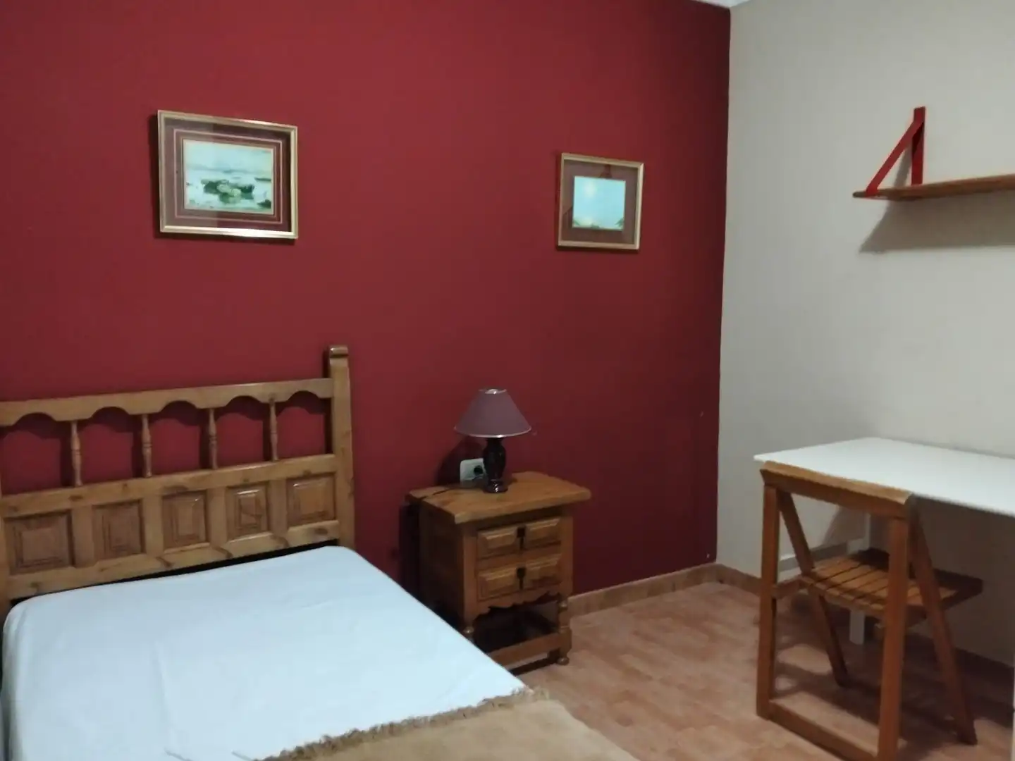 Schlafzimmer von Erdgeschoss zur Miete in Arona mit Terrasse, Möbliert und Ofen