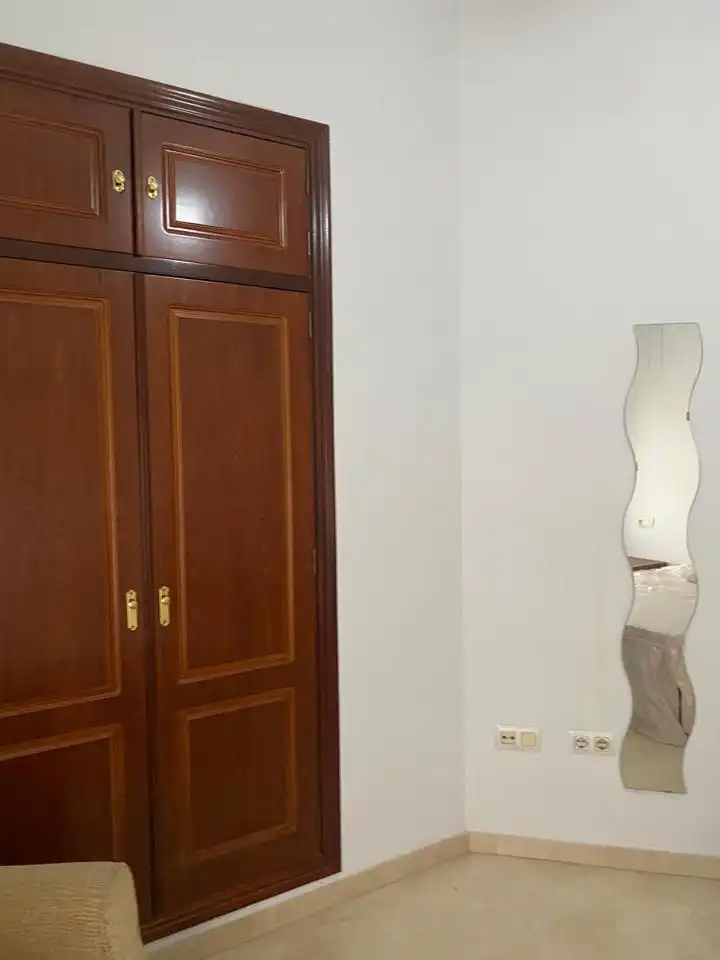 Planta baixa en venda en Dos Hermanas amb Aire condicionat i Moblat