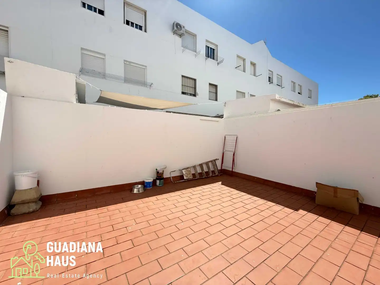 Vista exterior de Dúplex en venda en Ayamonte