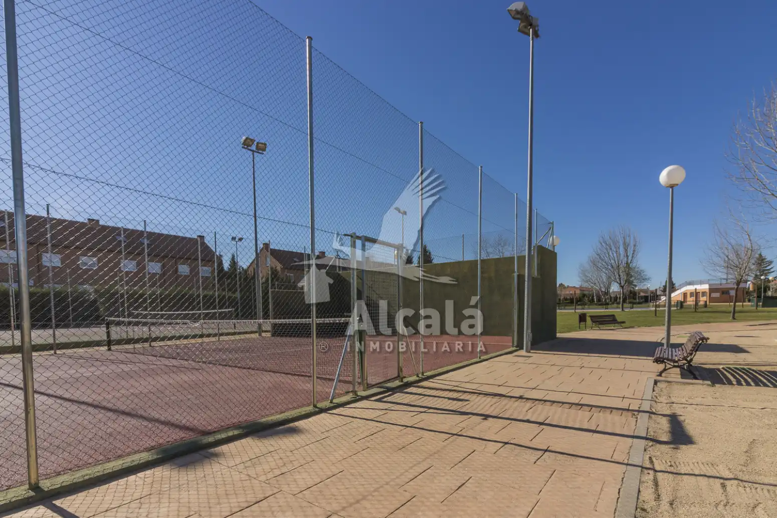 Adossat amb piscina en venda a Alovera, imagen 70
