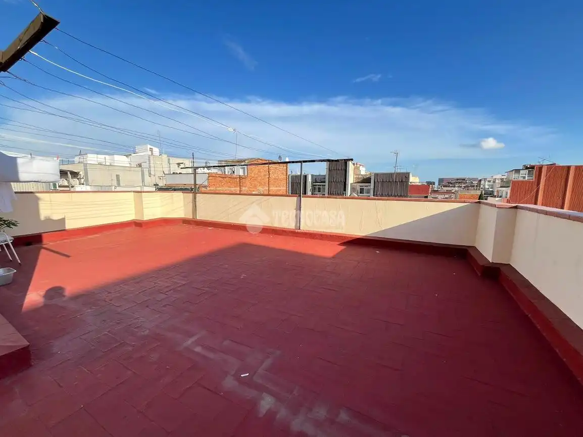 Terraza de Piso en venta en L'Hospitalet de Llobregat con Terraza