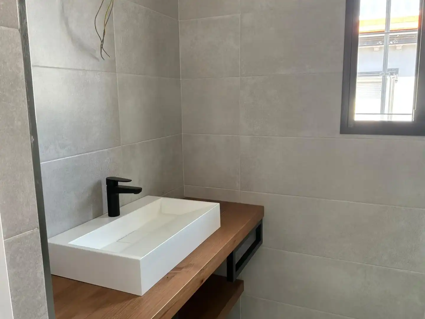 Badezimmer von Gebäude zum Verkauf in Utrera