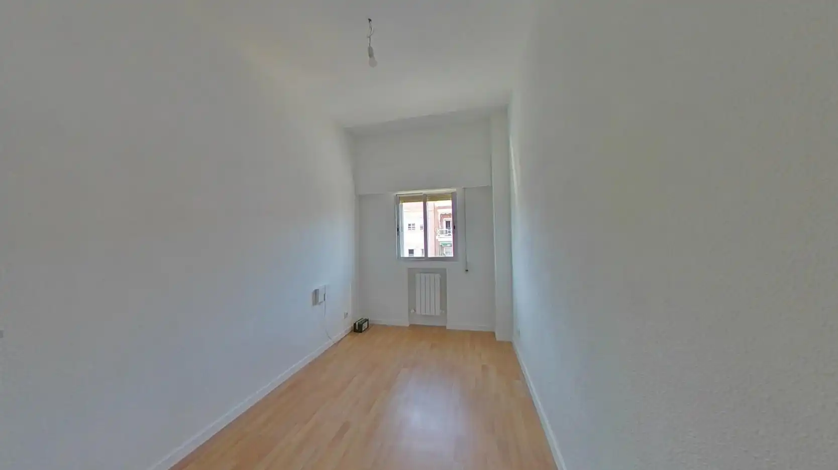 Habitación de Piso en venta en Madrid con Calefacción