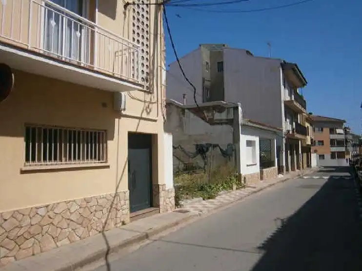 Residential land for sale in Carrer de Mas Pinell 26, imagen 3