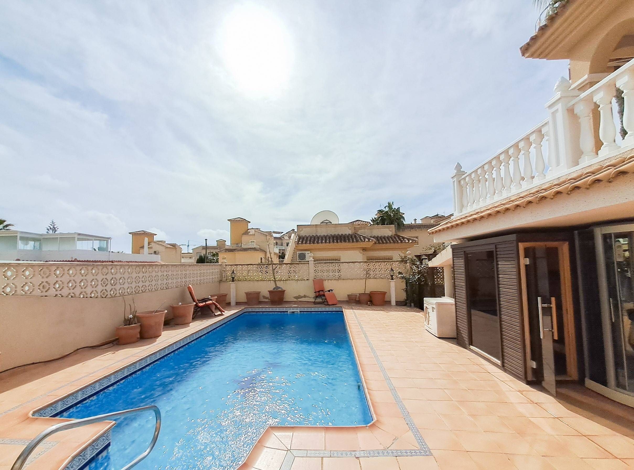 Swimming pool of House or chalet for sale in San Miguel de Salinas  with Air Conditioner, Heating and Private garden