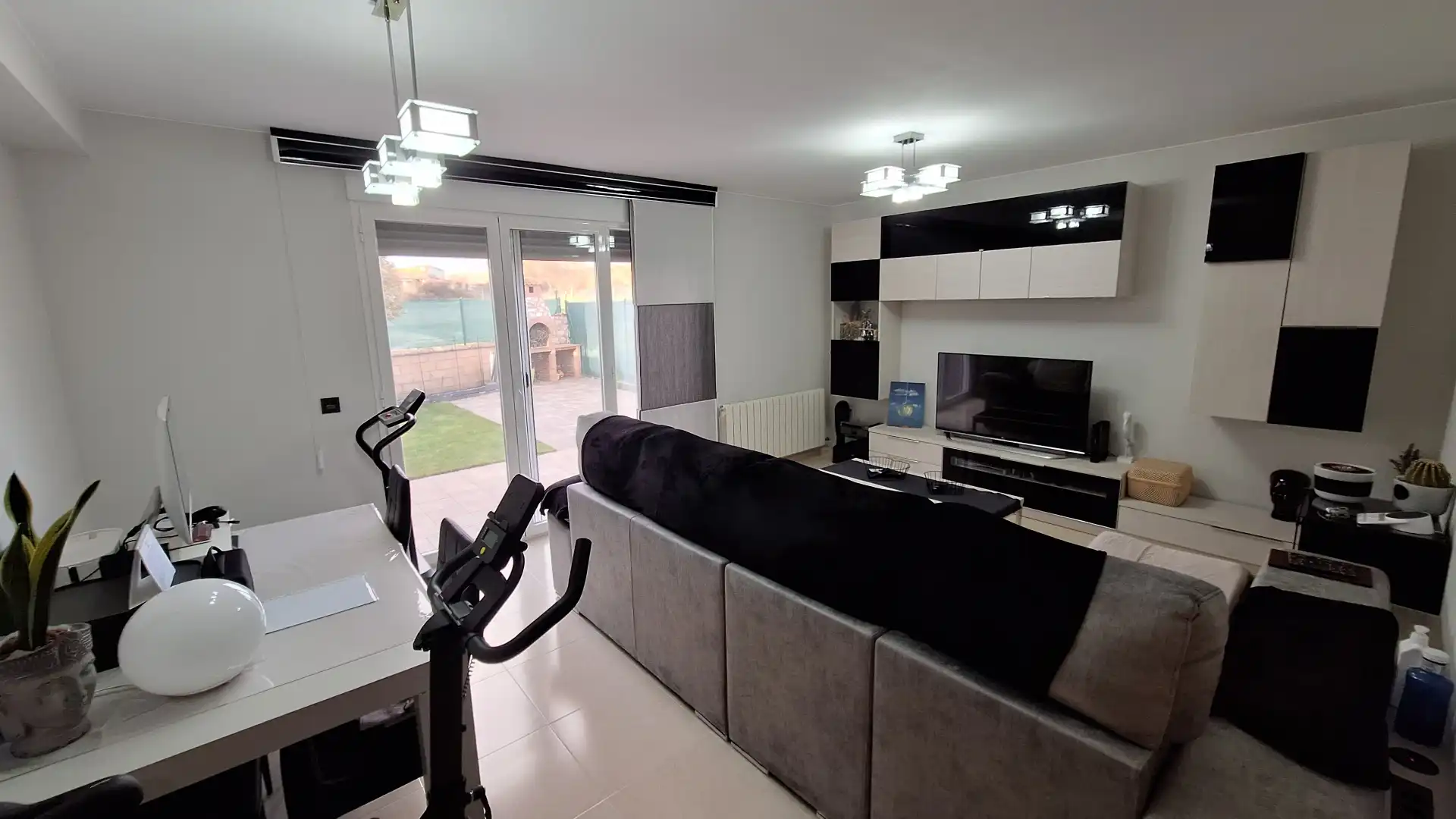 Sala de estar de Casa o chalet en venta en Ibeas de Juarros con Calefacción, Jardín privado y Trastero