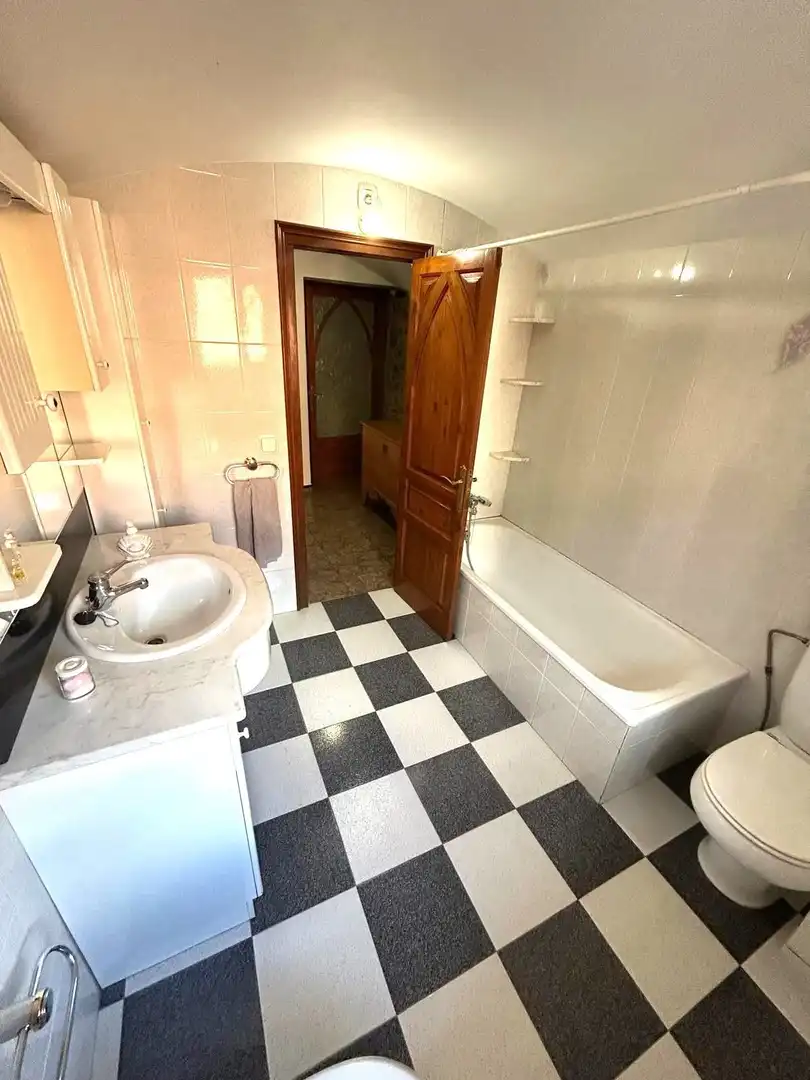 Bathroom of Houses for sale in Celrà  with Heating, Private garden and Terrace