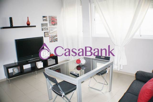 Piso en Venta en Huerta de la Reina - Trassierra