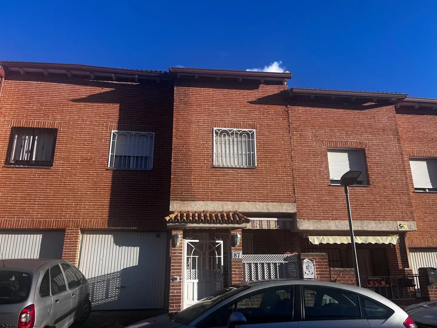 Vista exterior de Casa adosada en venda en Chozas de Canales