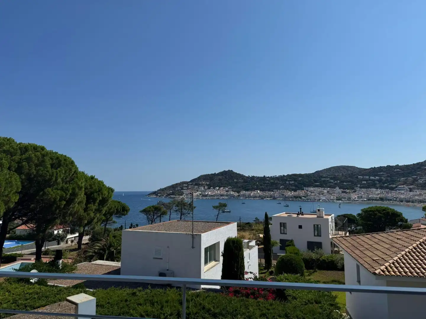 Vista exterior de Casa o xalet en venda en El Port de la Selva amb Jardí privat, Terrassa i Moblat
