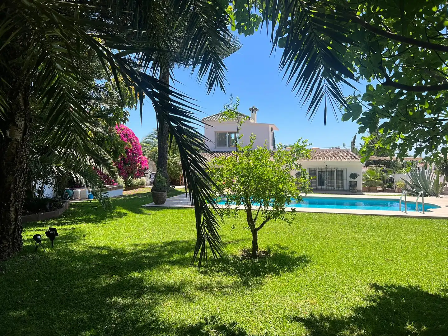 Casa o xalet de lloguer a FLORES LAS, 22, Bello Horizonte - Lindasol