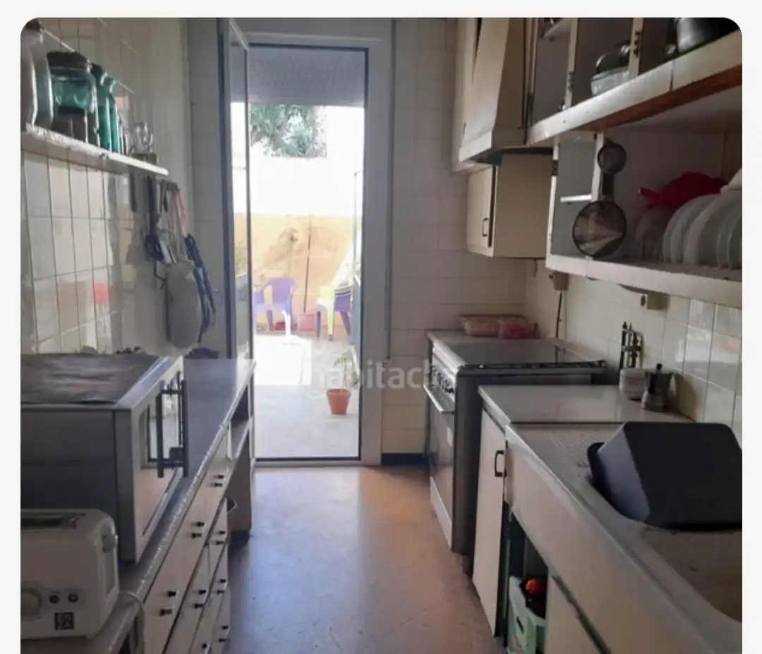 Adosado con terraza en venta en Carrer de Sant Benet 48, imagen 8