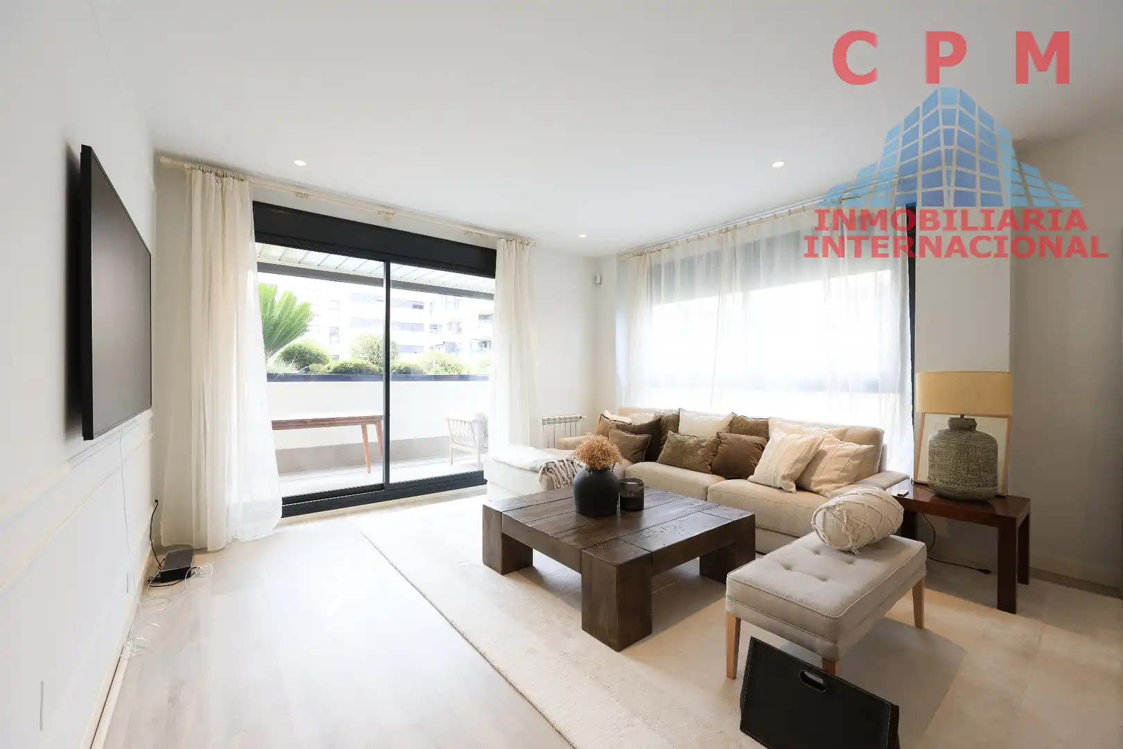 Flat with pool to rent in Encinar de los Reyes, imagen 3