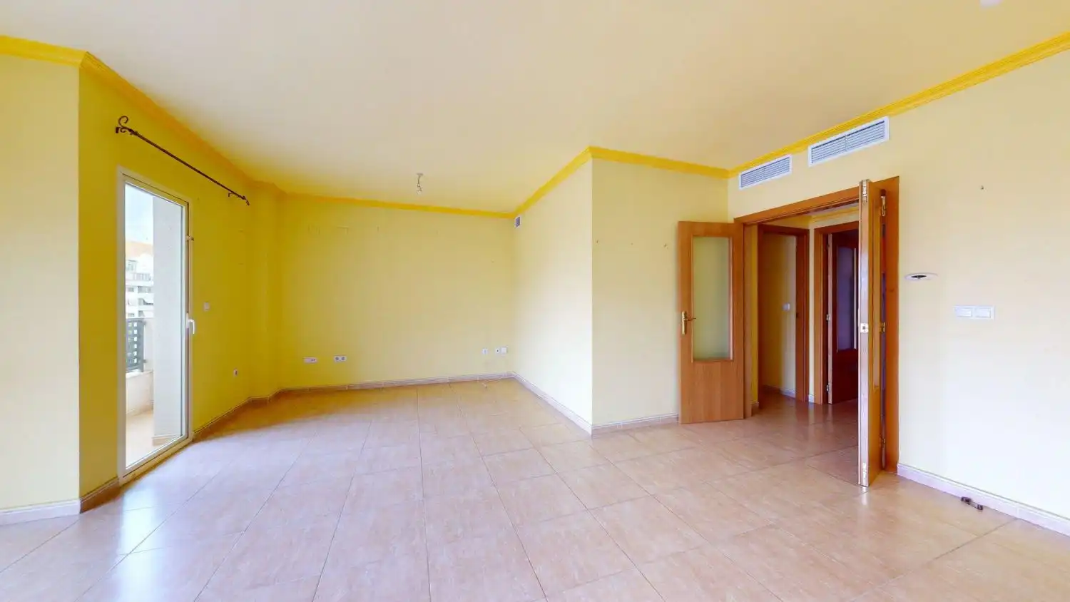 Piso en venta en Alicante / Alacant con Aire acondicionado, Calefacción y Trastero