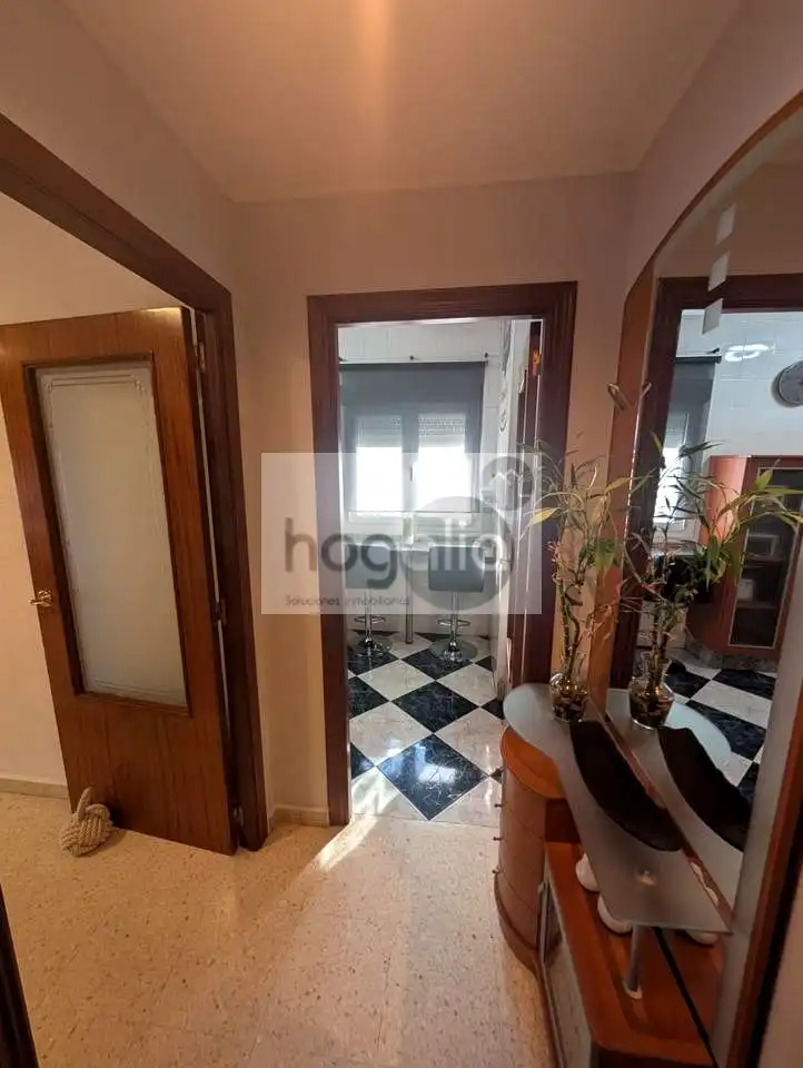 Flat for rent in Sevilla  with Air Conditioner, Terrace and Swimming Pool