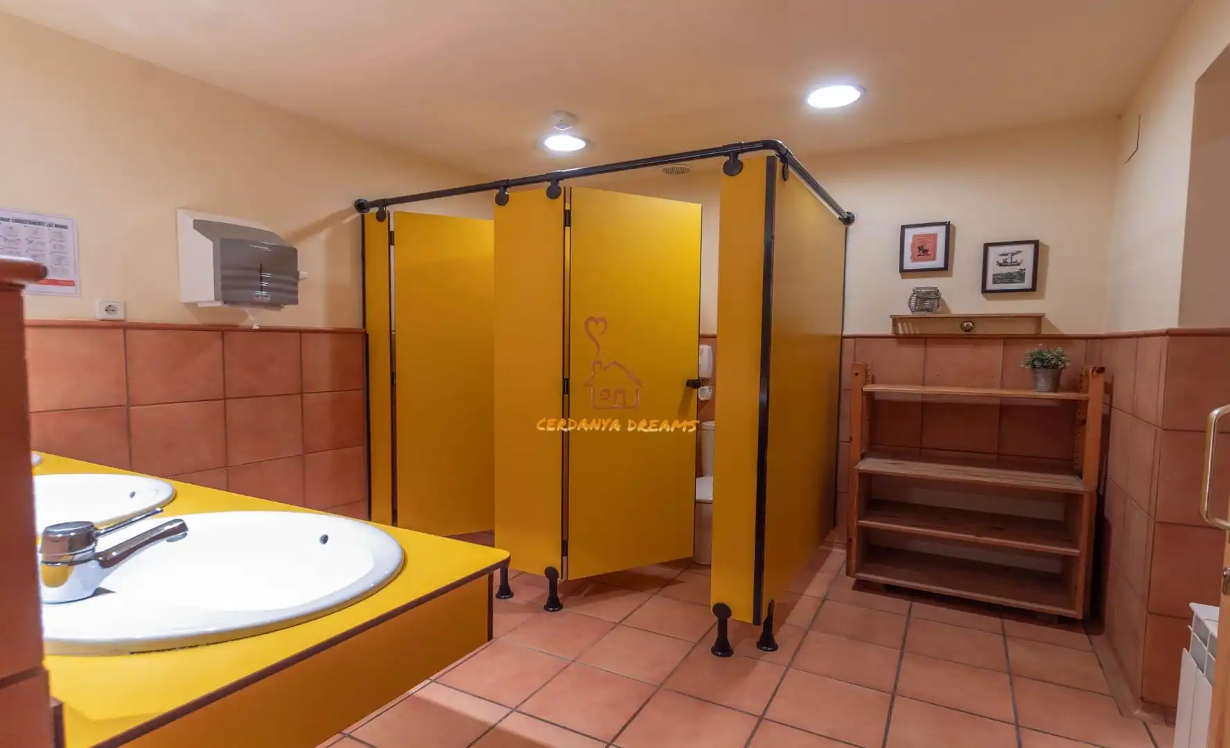 Baño de Edificio en venta en Alp