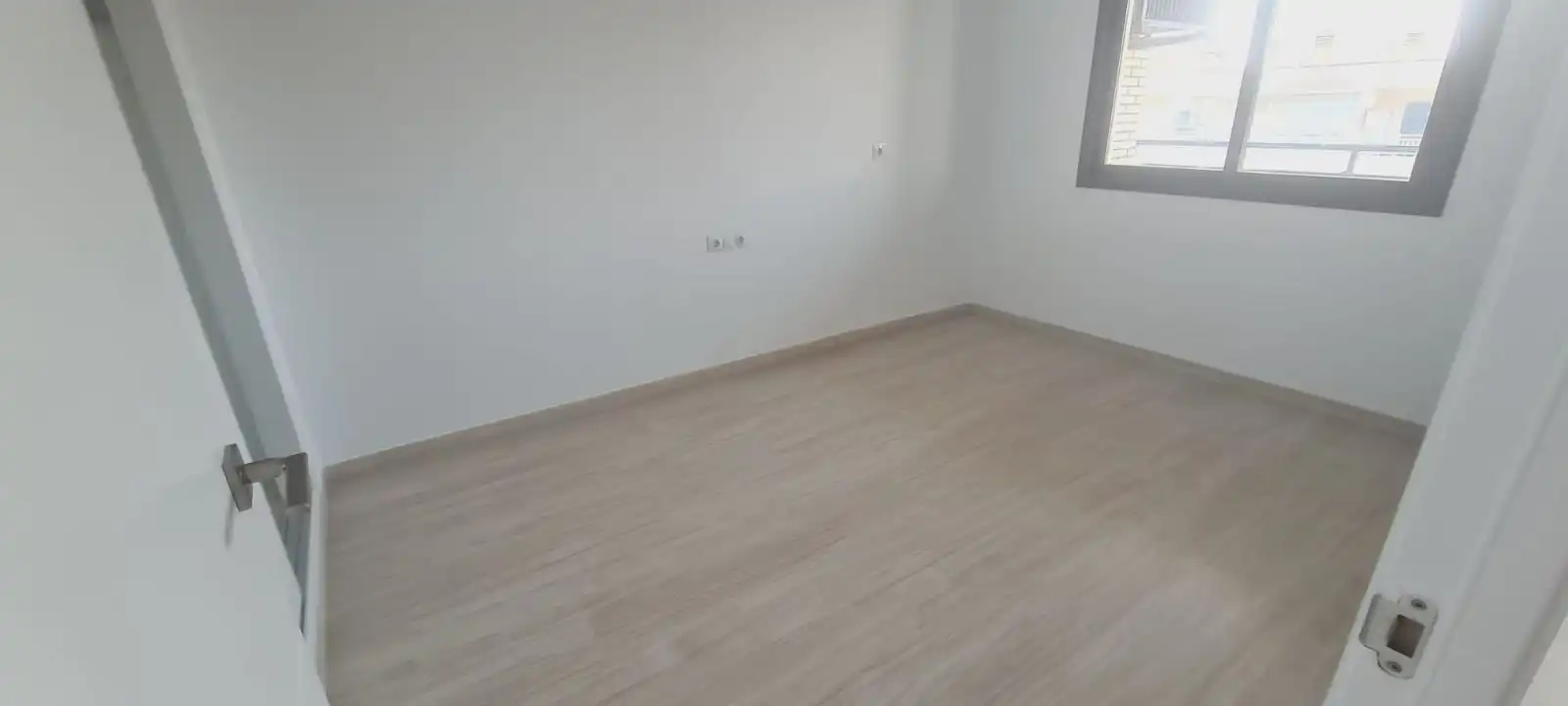 Bedroom of Apartments for sale in Fuengirola  with Air Conditioner, Parquet flooring and Terrace