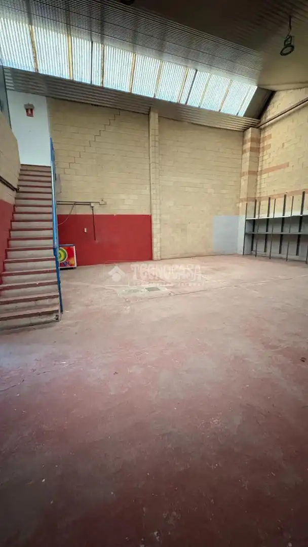 Local en venta en Alcalá de Henares con Aire acondicionado