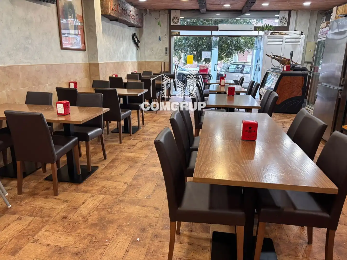 Local comercial en venda a Cerdanyola, imagen 4