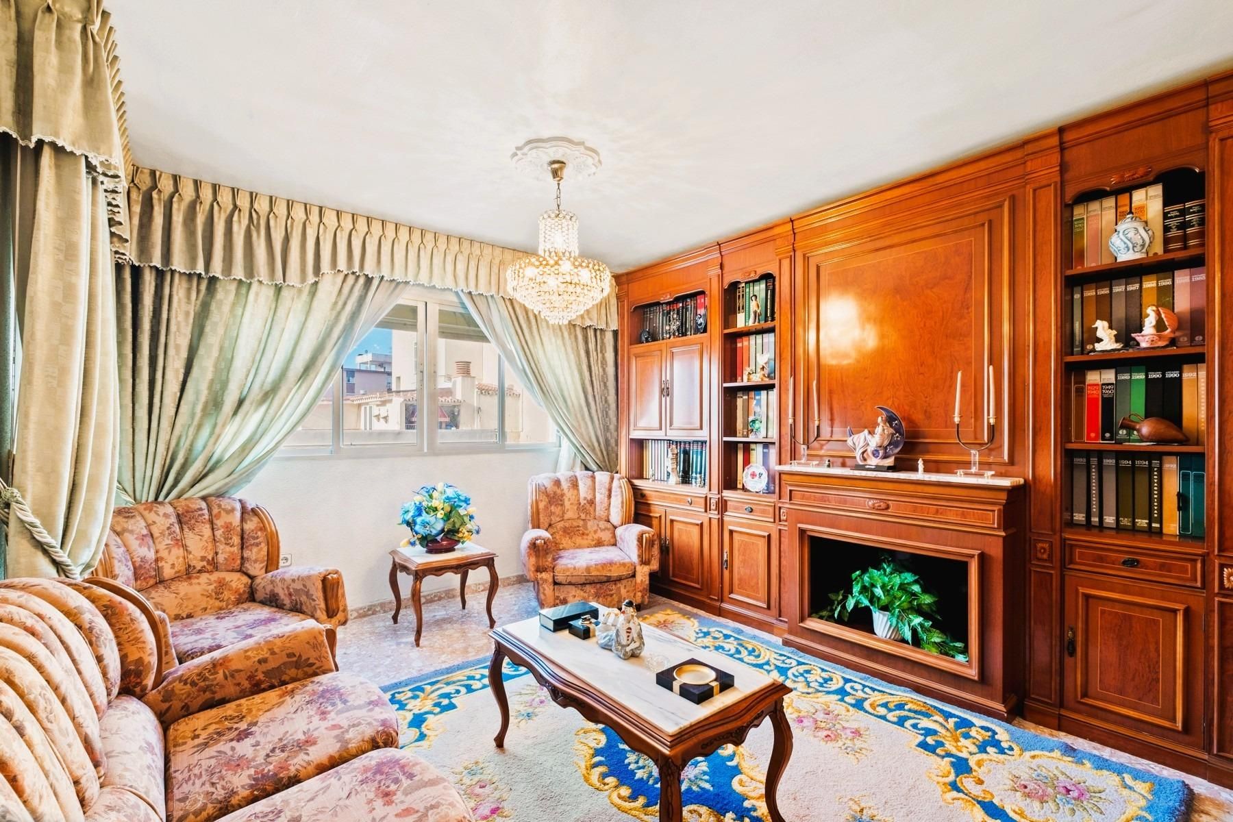 Sala d'estar de Pis en venda en Málaga Capital amb Aire condicionat, Terrassa i Moblat