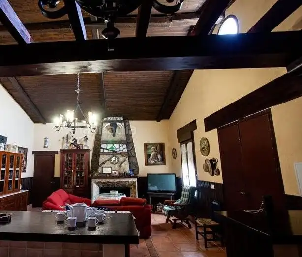 Chalet con jardín en venta en El Cuervo de Sevilla, imagen 3