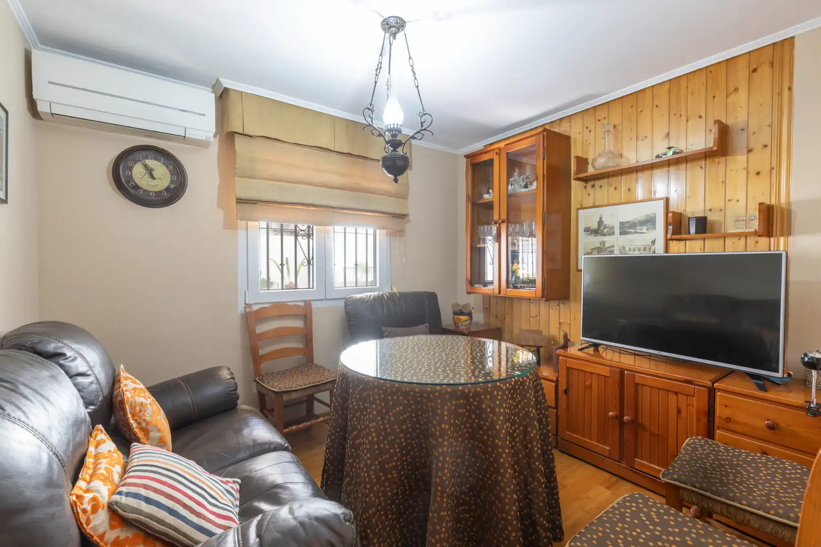 Sala de estar de Casa adosada en venta en Maracena con Amueblado