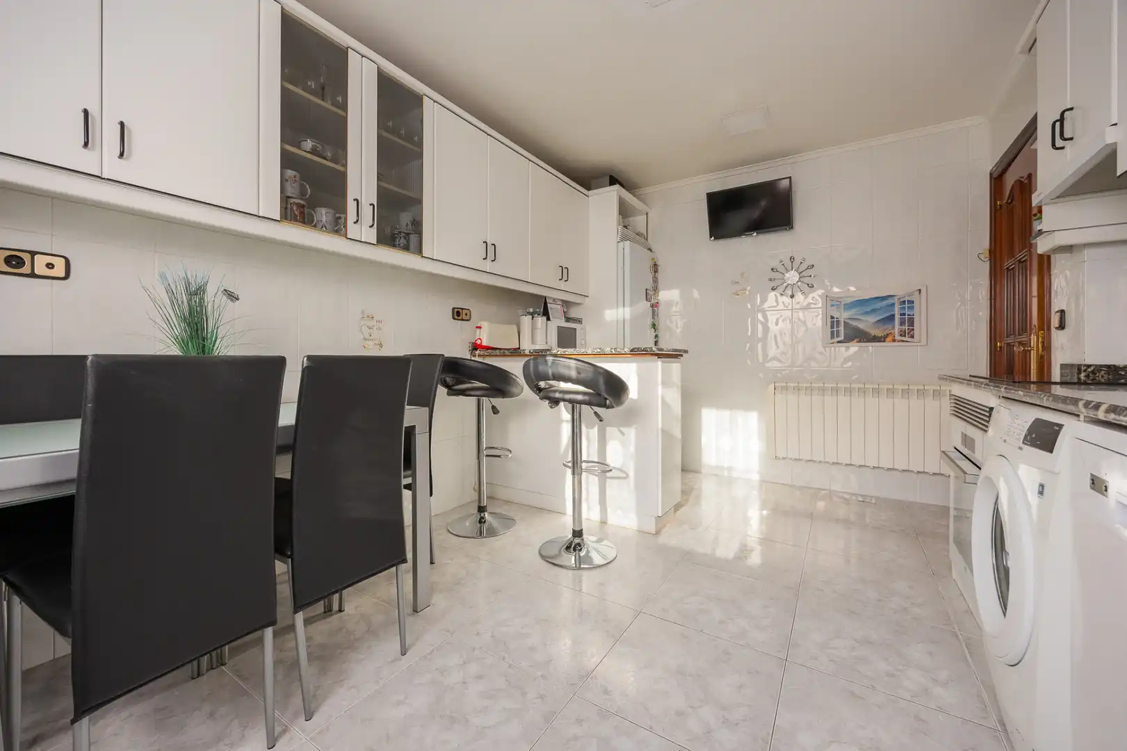 Küche von Wohnung zum Verkauf in Alonsotegi mit Heizung und Möbliert