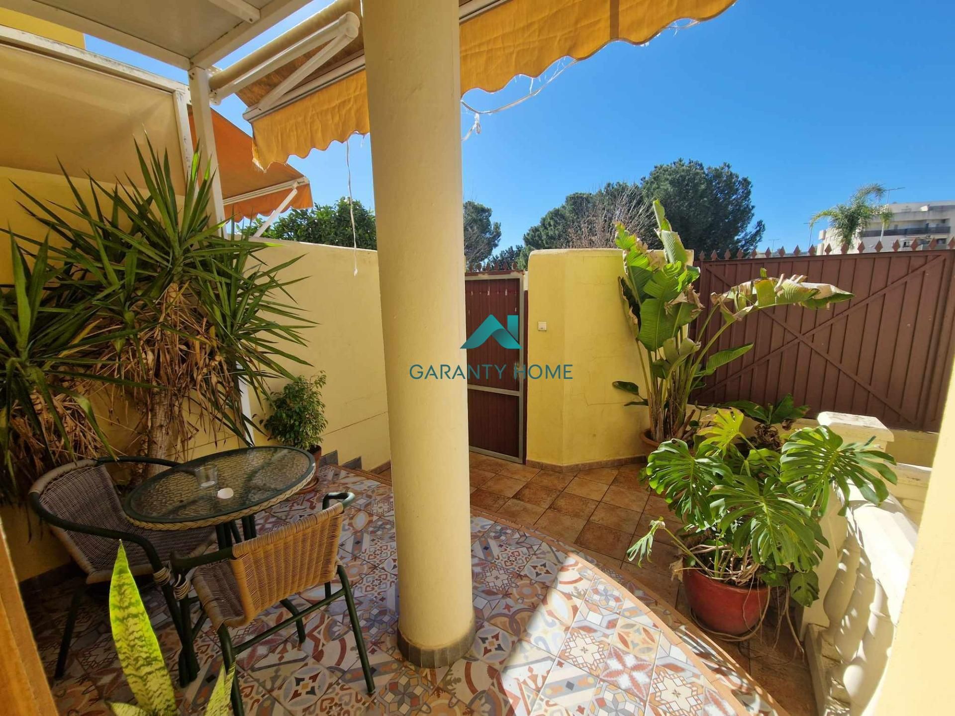 Jardí de Casa adosada en venda en Jerez de la Frontera amb Parquet