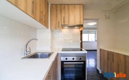 Kitchen of Flat for sale in Sabadell