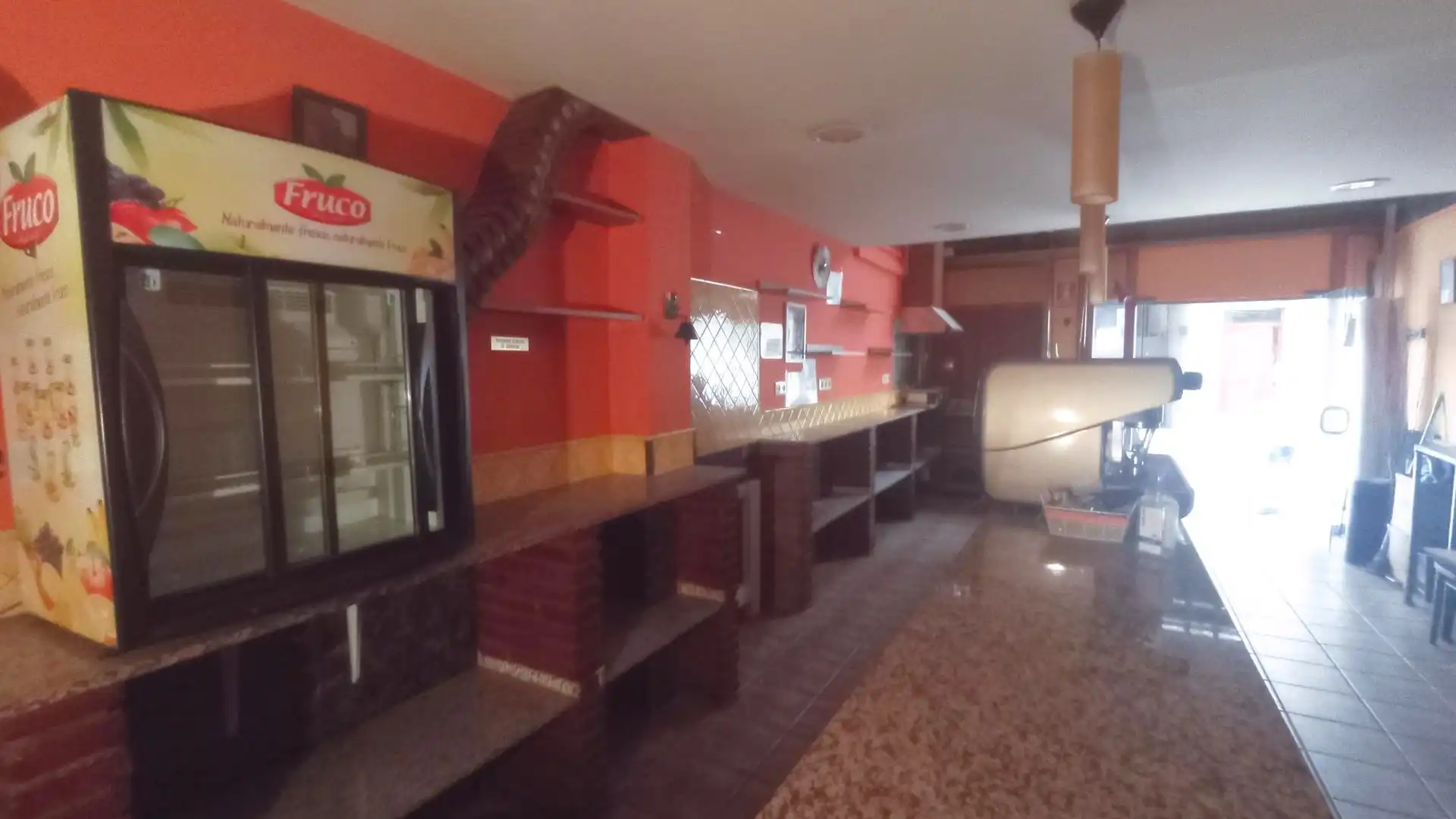 Local en venta en Carrer d'Iscle Soler, El Pedró