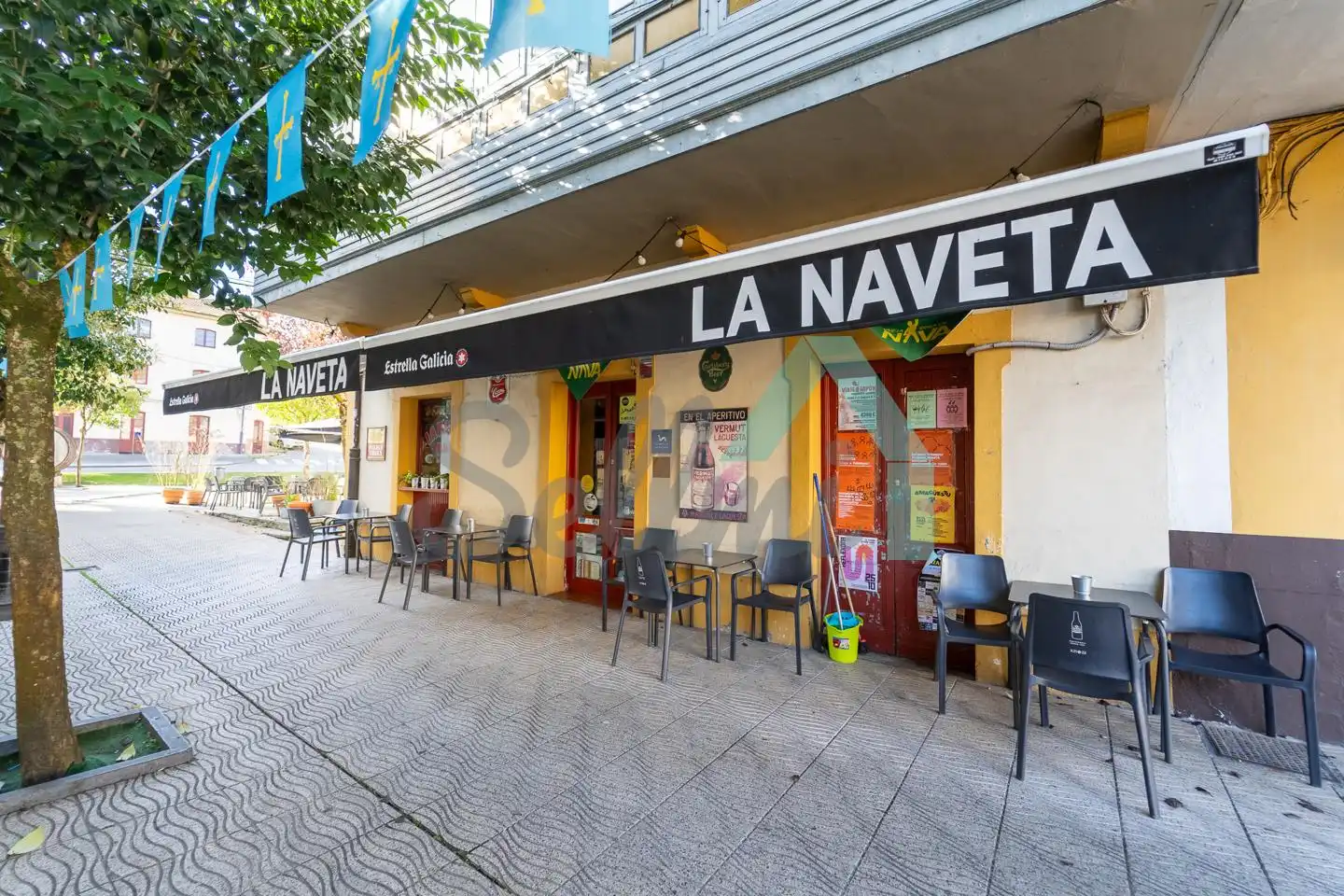 Gebäude zum Verkauf in Nava