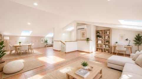 Casa con ascensor, buhardilla y garaje para 5 coches en zona residencial, imatge 3