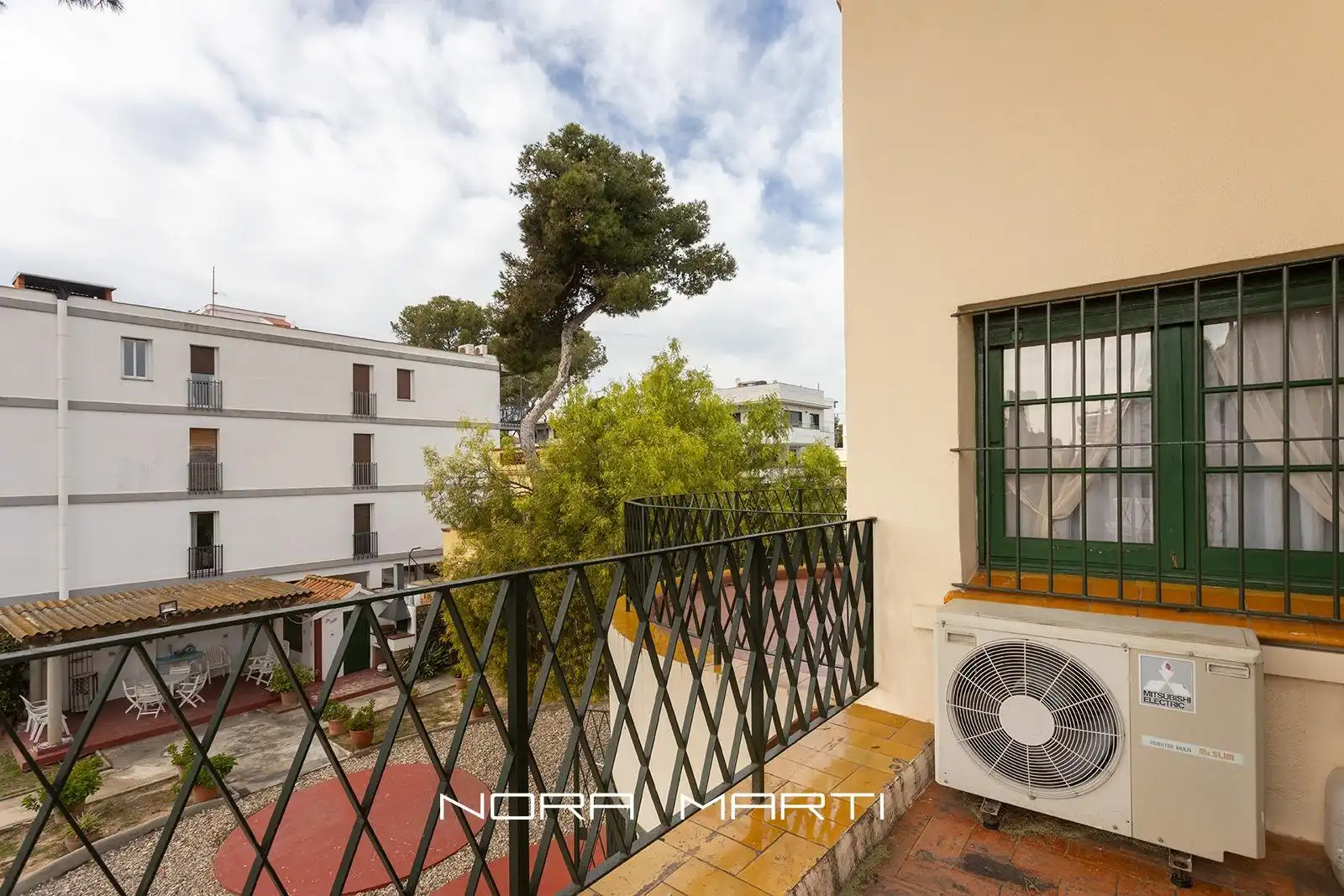 Vista exterior de Finca rústica en venta en Sitges con Aire acondicionado, Calefacción y Jardín privado