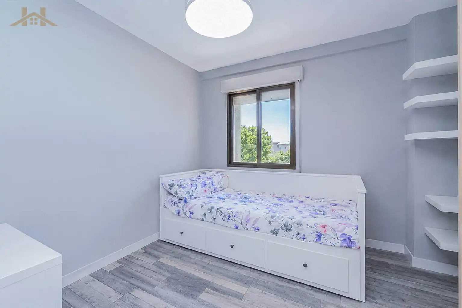 Dormitori de Pis en venda en Móstoles amb Aire condicionat, Terrassa i Moblat