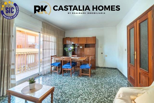 Piso en Venta en Calle Yeste, 10 en Ensanche - Parque Santa Rosa
