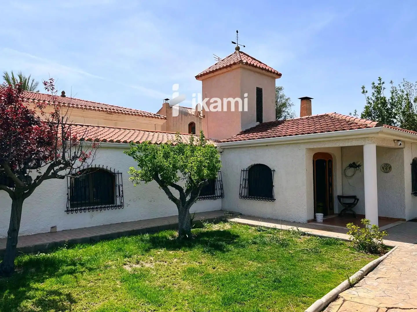 Vista exterior de Casa o chalet en venta en Elda con Calefacción, Trastero y Piscina