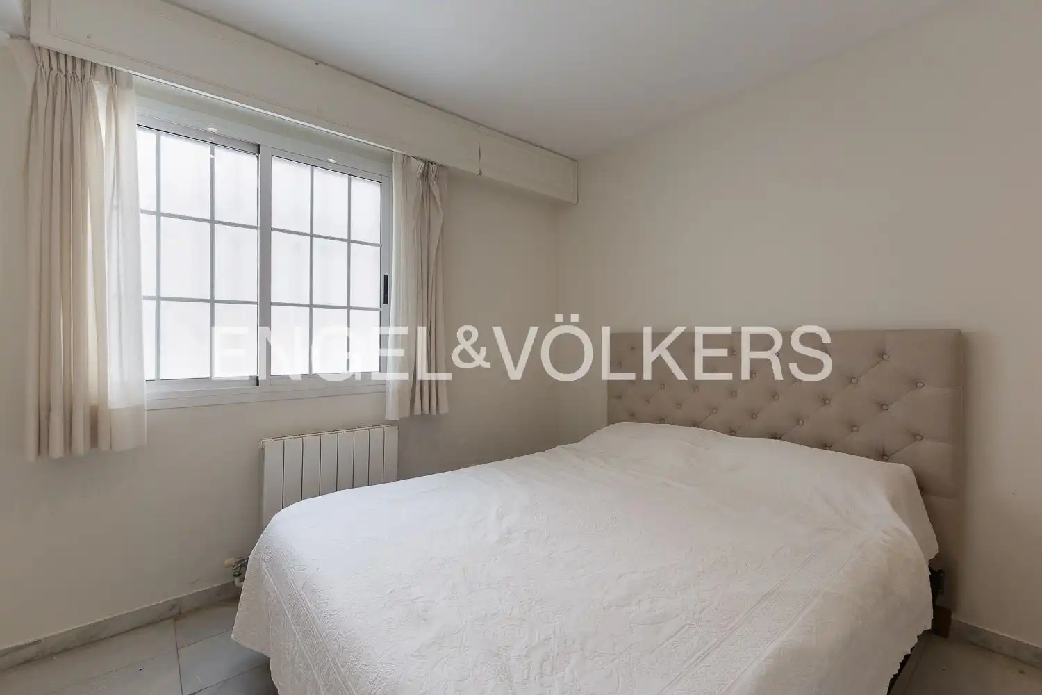 Habitación de Piso en venta en Valencia con Aire acondicionado, Calefacción y Trastero