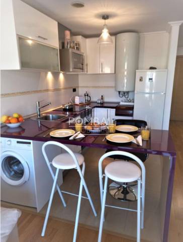 Piso en Alquiler en Avenida de la Coruña en Santa Uxía de Ribeira