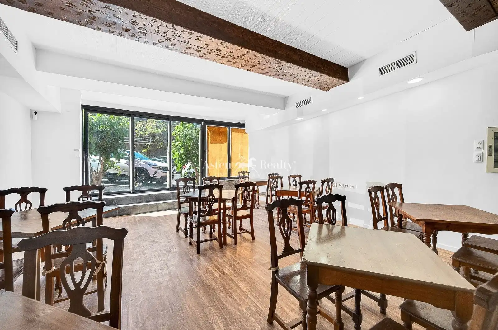 Local en venta en Guía de Isora con Terraza y Alarma