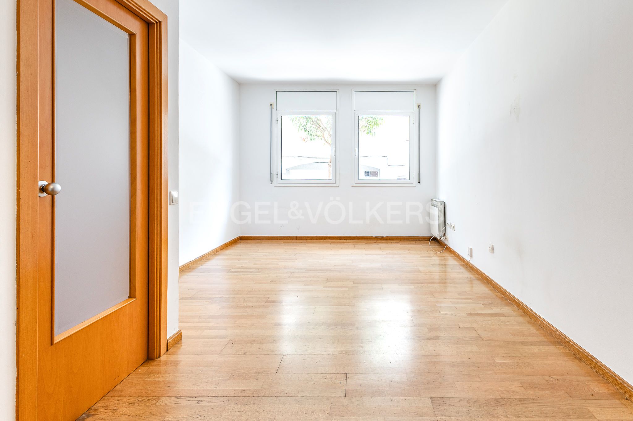 Living room of Apartment for sale in Sant Joan Despí  with Air Conditioner, Heating and Parquet flooring