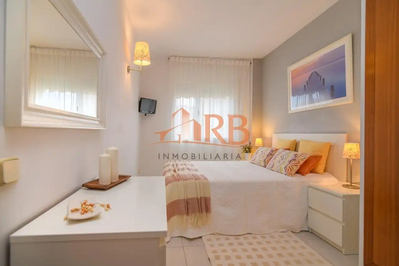 Habitación de Ático en venta en Castelldefels con Aire acondicionado, Calefacción y Terraza