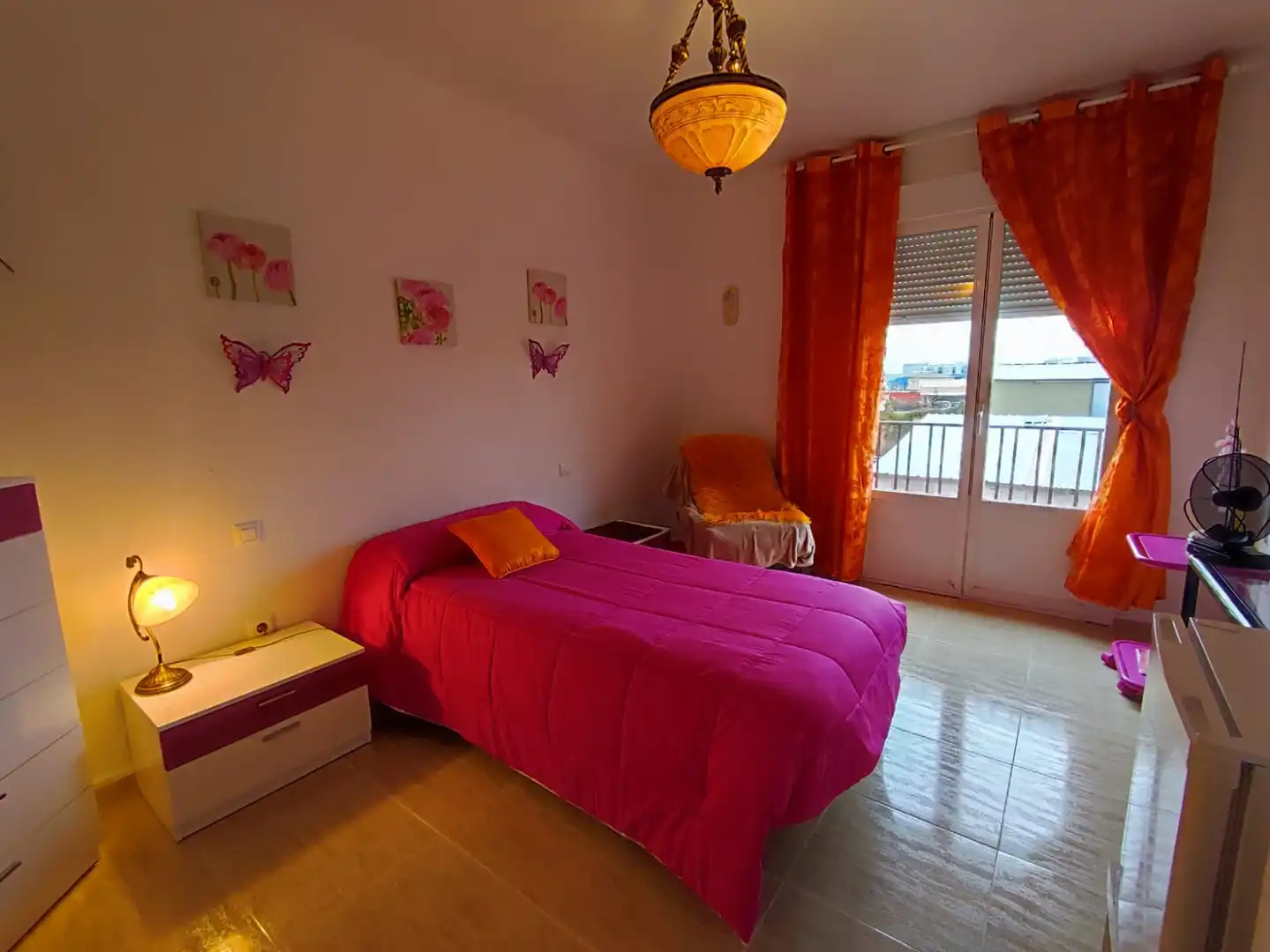 Dormitori de Casa o xalet en venda en Arenas de San Juan 